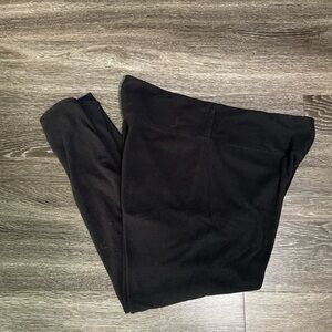 Women’s yoga pants